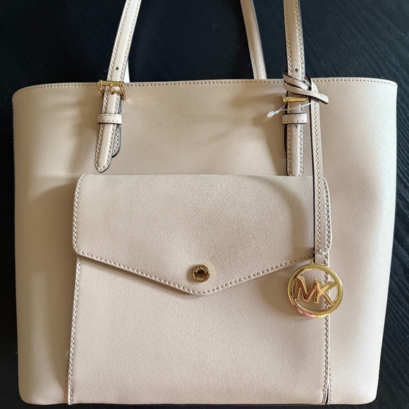 Michael Kors pink tote - Picture 1 of 7